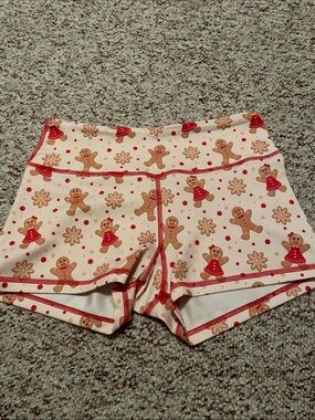 Rutina Shorts